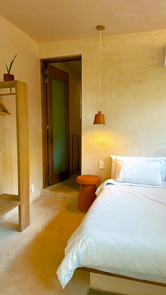 YAM HOTEL