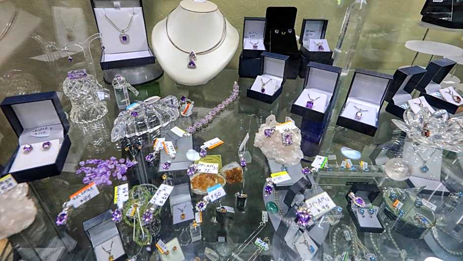 Top of the Town Motel