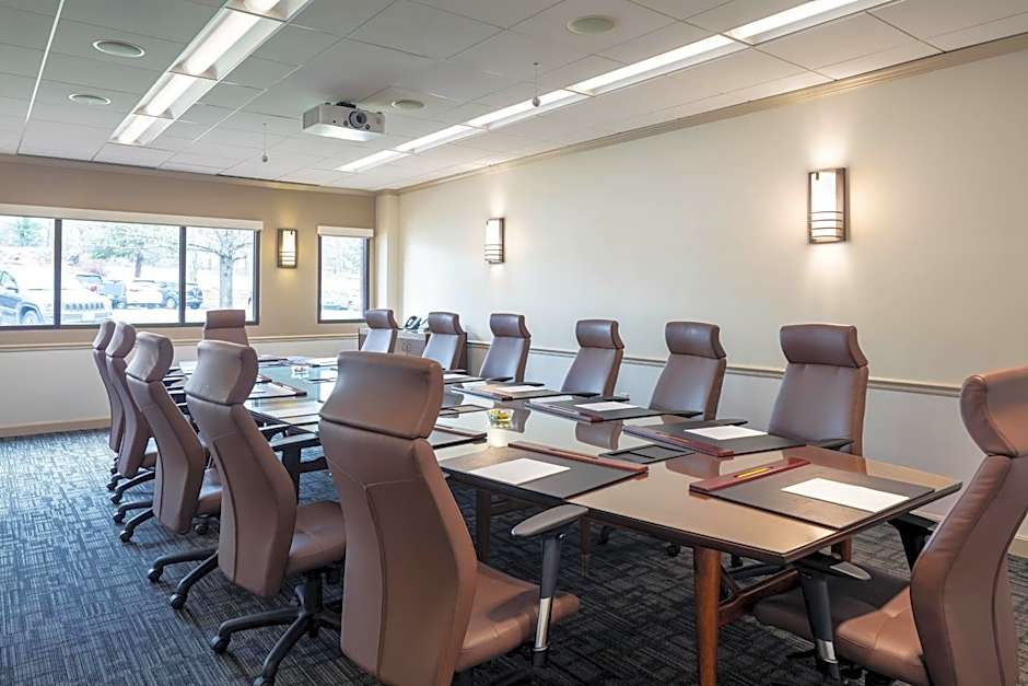 Four Points by Sheraton Norwood Conference Center