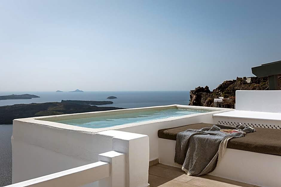 Aqua Luxury Suites Santorini