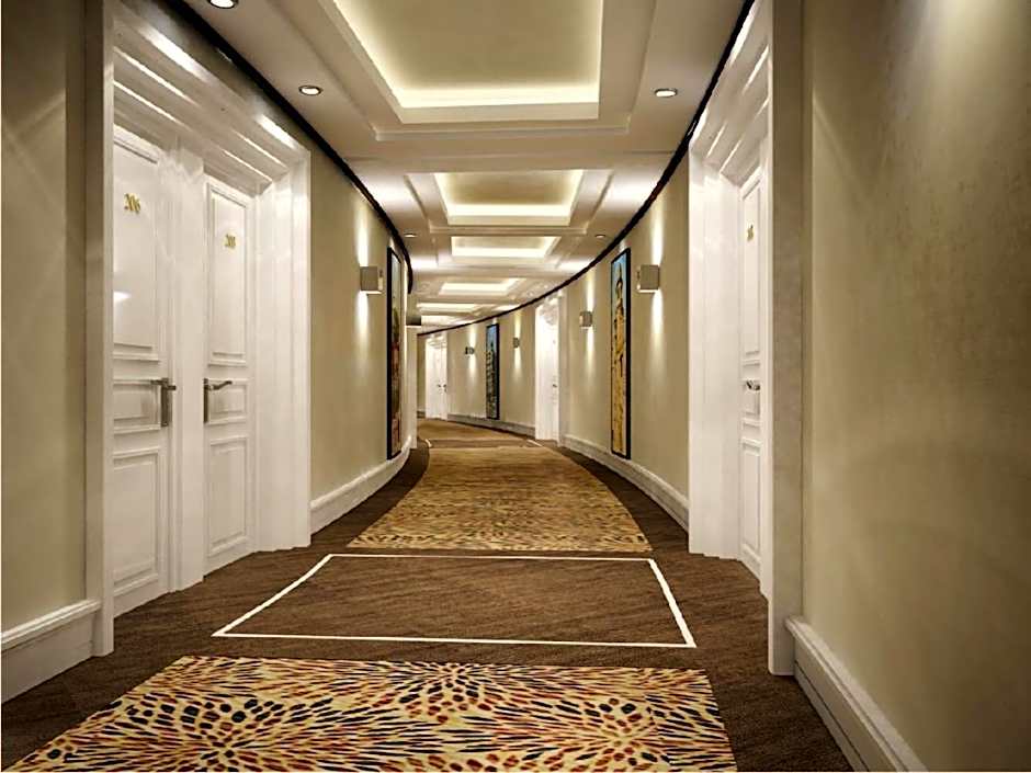 Amanora The Fern Hotels & Club