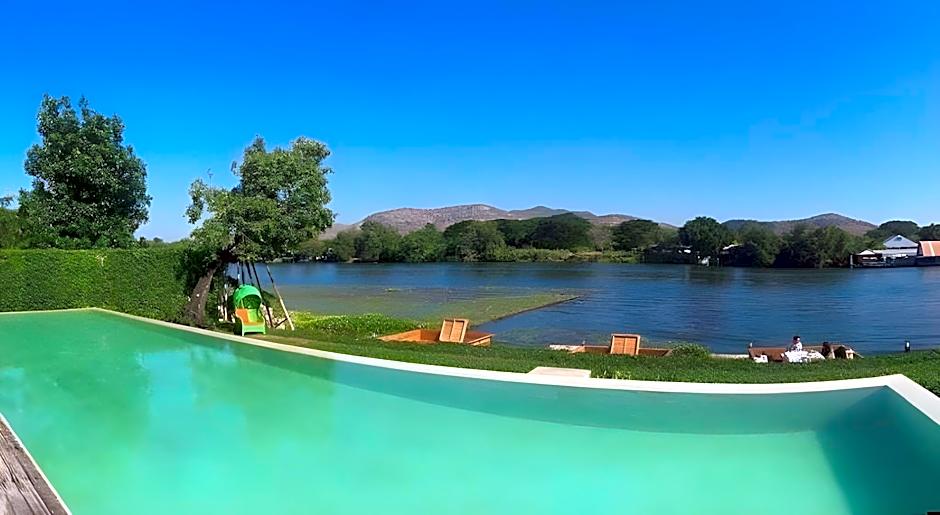 The Glory River Kwai Hotel