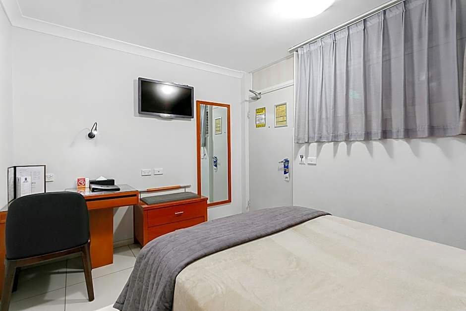Comfort Inn & Suites Burwood