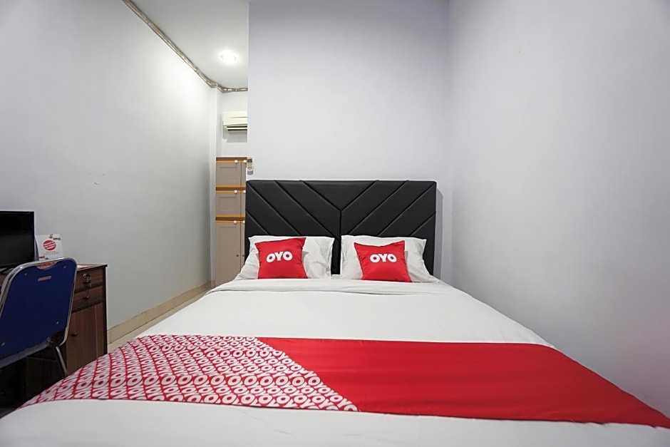OYO 2566 Putri Kesia Rooms