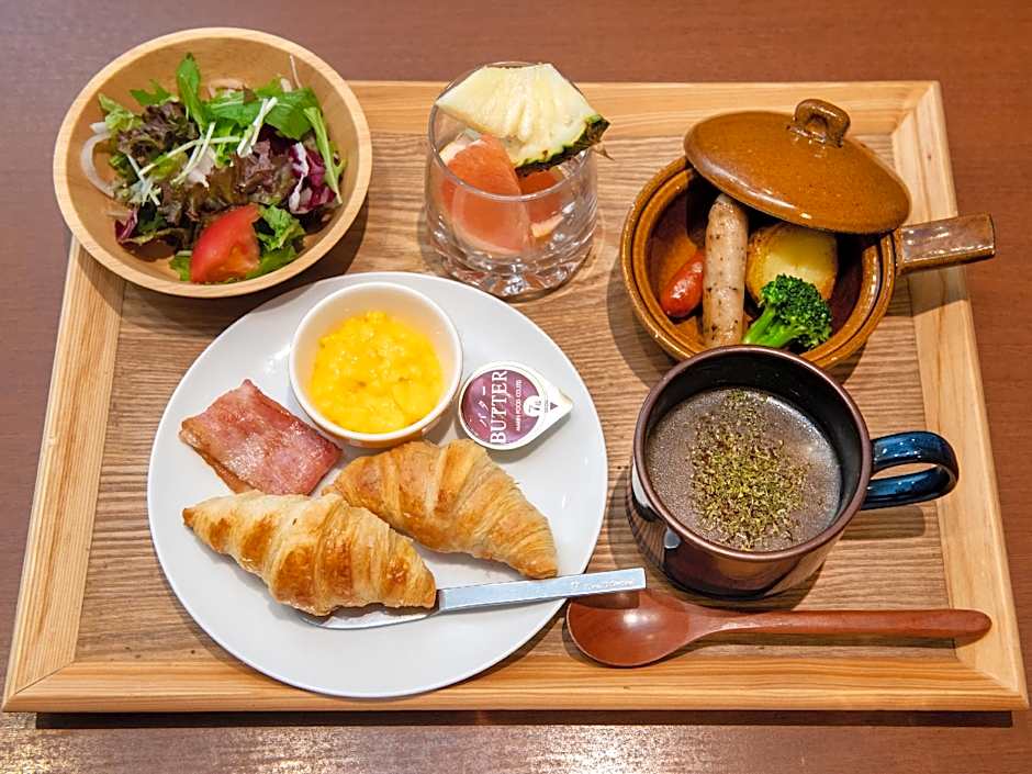 Sunlife Hotel 2.3