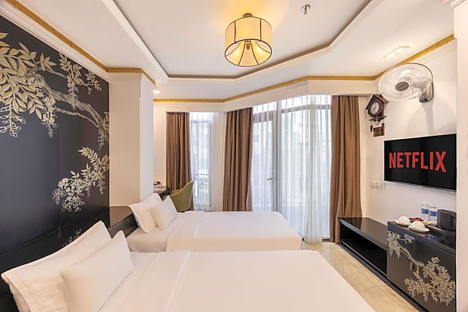 Photo 1 of 8 of Deluxe 2 Beds, City View