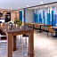 Holiday Inn Express & Suites Lexington Midtown By IHG