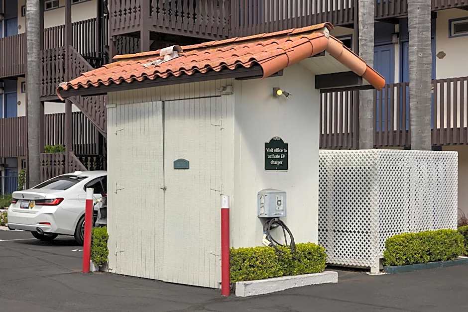 FOUND Hotels, Santa Barbara, Series by Marriott