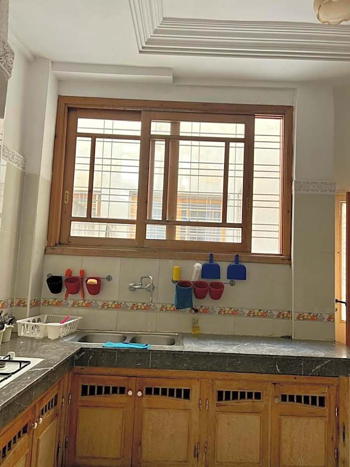 Large 3 Bedrooms Medina center Parking Secure