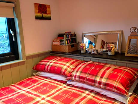 Suite with Mountain View