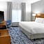 Fairfield Inn & Suites by Marriott Calhoun