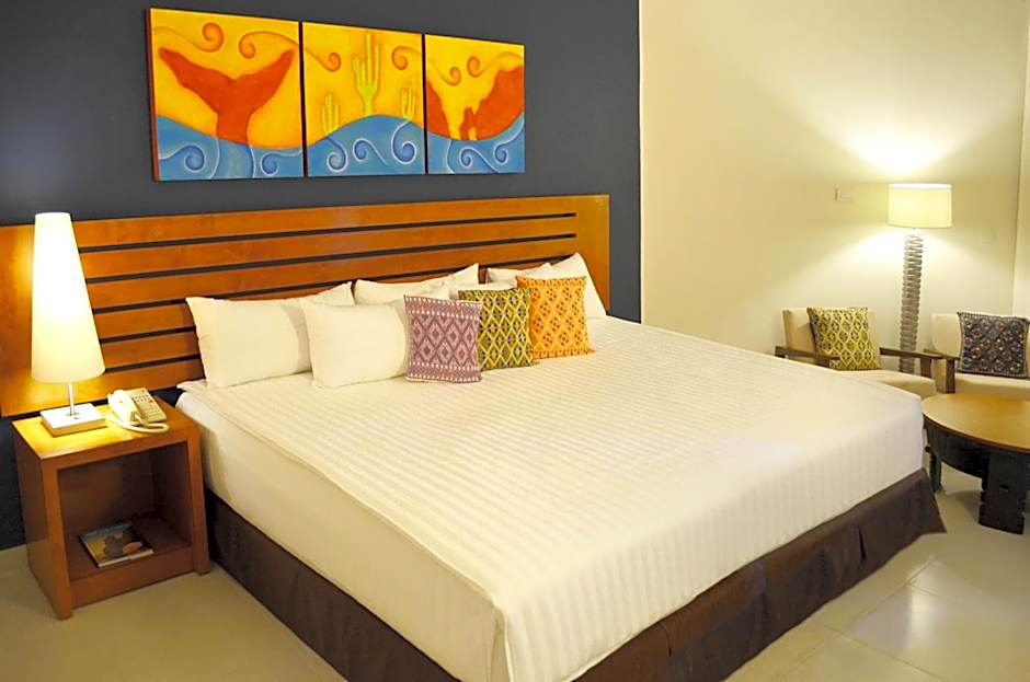 Grand Decameron Los Cabos, A Trademark All Inclusive Resort