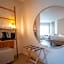 Mercure Saint Raphael Centre PLage