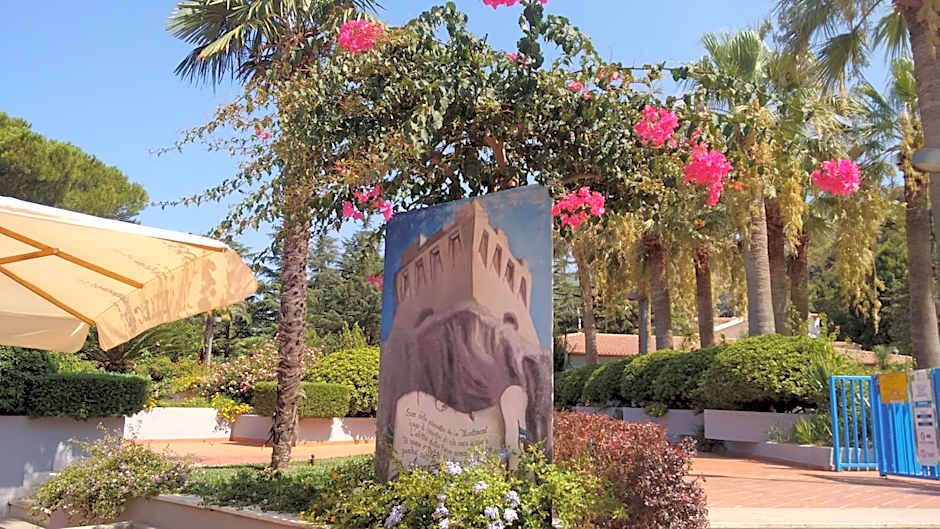 Villaggio Turistico La Mantinera - Hotel