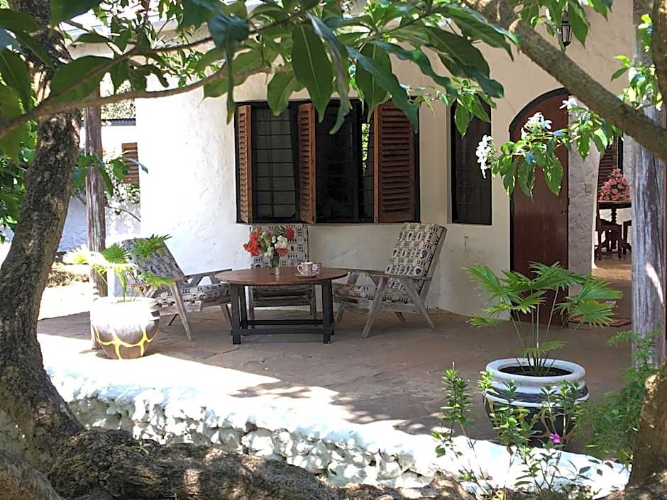 Tradewinds Lodge