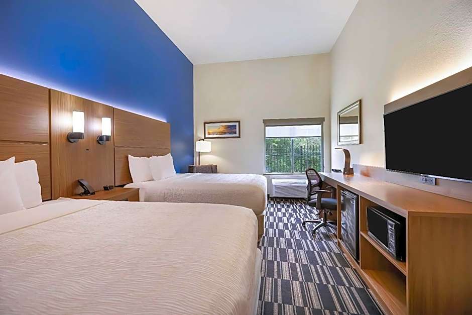 La Quinta Inn & Suites by Wyndham Alvin