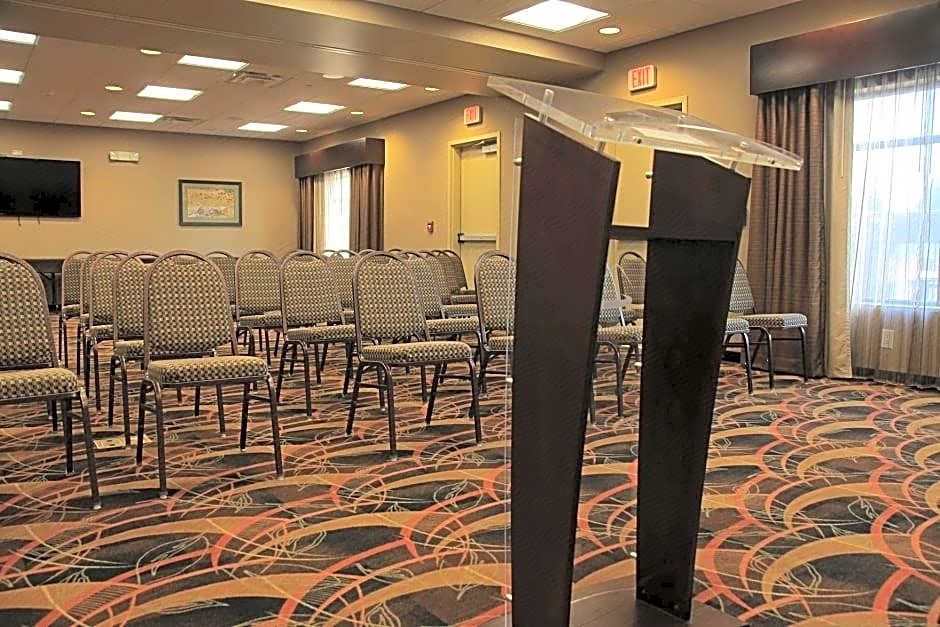 Little Missouri Inn & Suites New Town