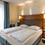 Sunday Hotel Munchen Airport Freising