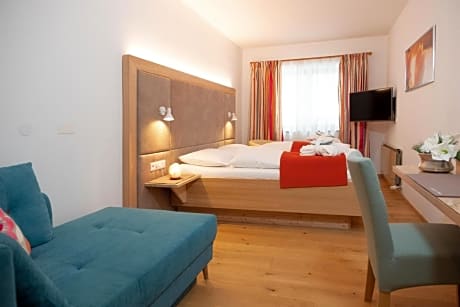 Santner, Hotel