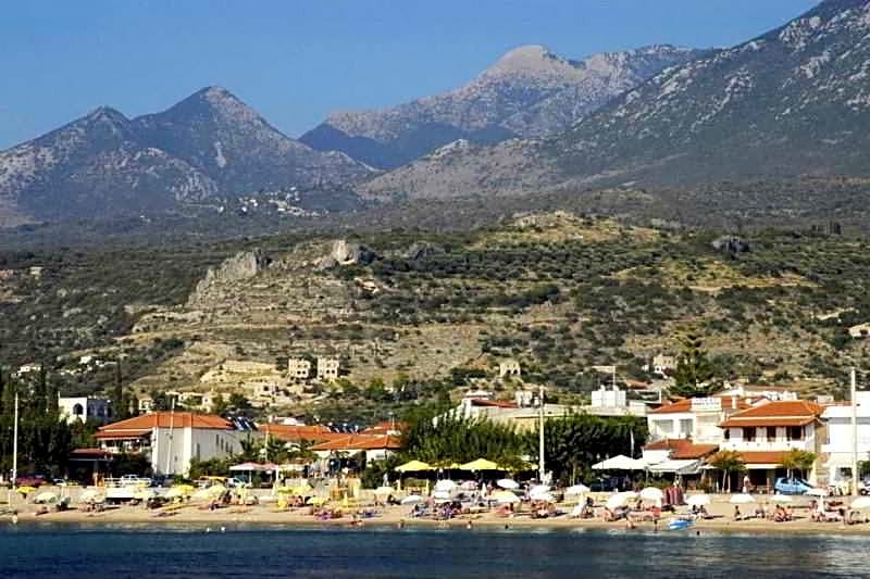 Nikas Rooms & Apartments