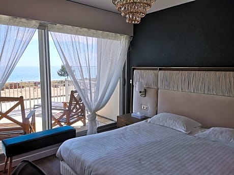 Prestige Double Room with Panoramic Sea View and Terrace