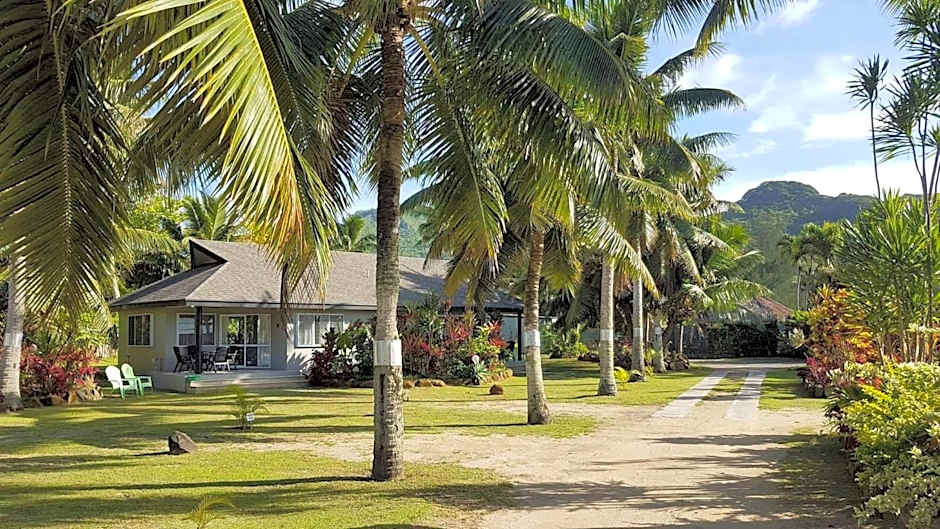 Lagoon Breeze Villas