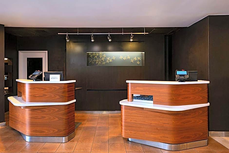 Courtyard by Marriott Austin The Domain Area