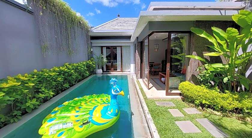 Seminyak Icon - by Karaniya Experience