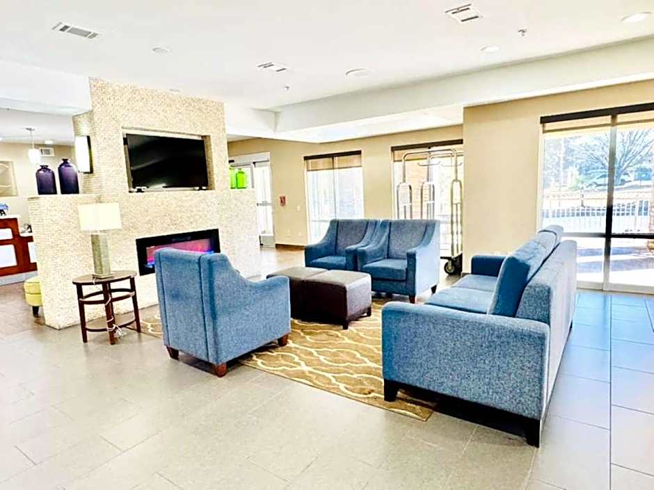 Comfort Inn & Suites Montgomery East Carmichael Rd
