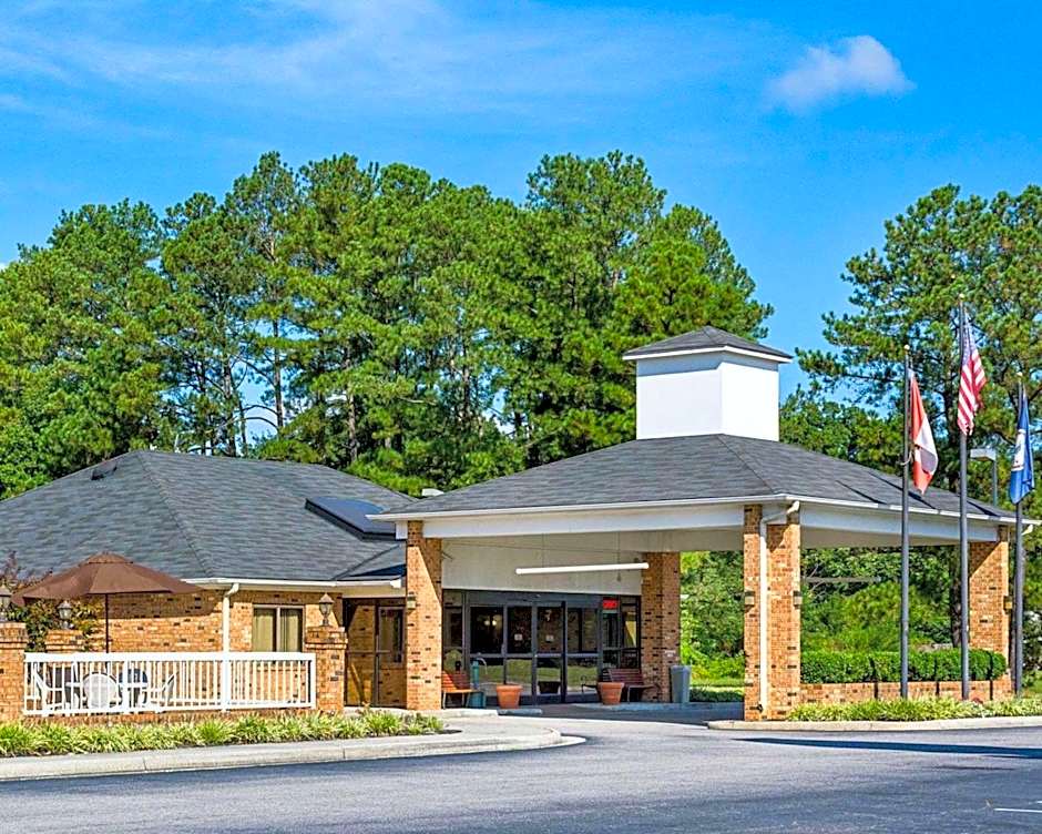 Quality Inn Petersburg Fort Lee Area