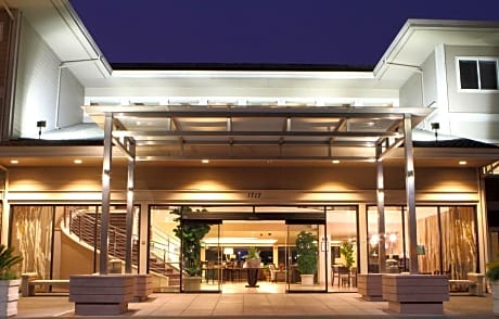 Best Western Plus Bayside Hotel