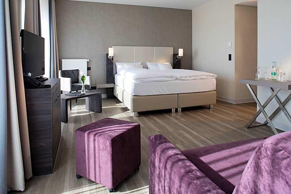 Photo 1 of 4 of Junior Suite
