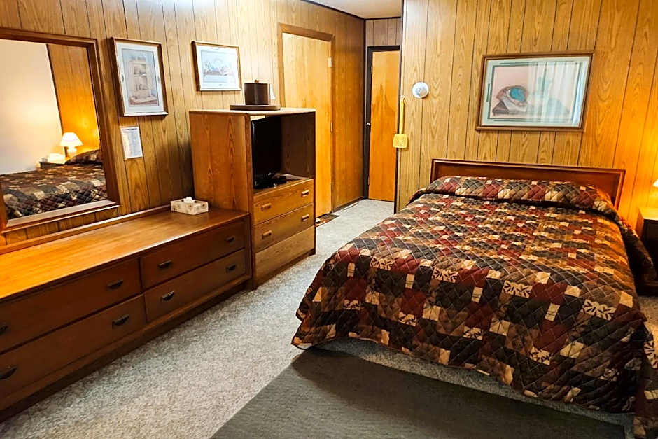 Love Hotels Voyageur by OYO at International Falls MN