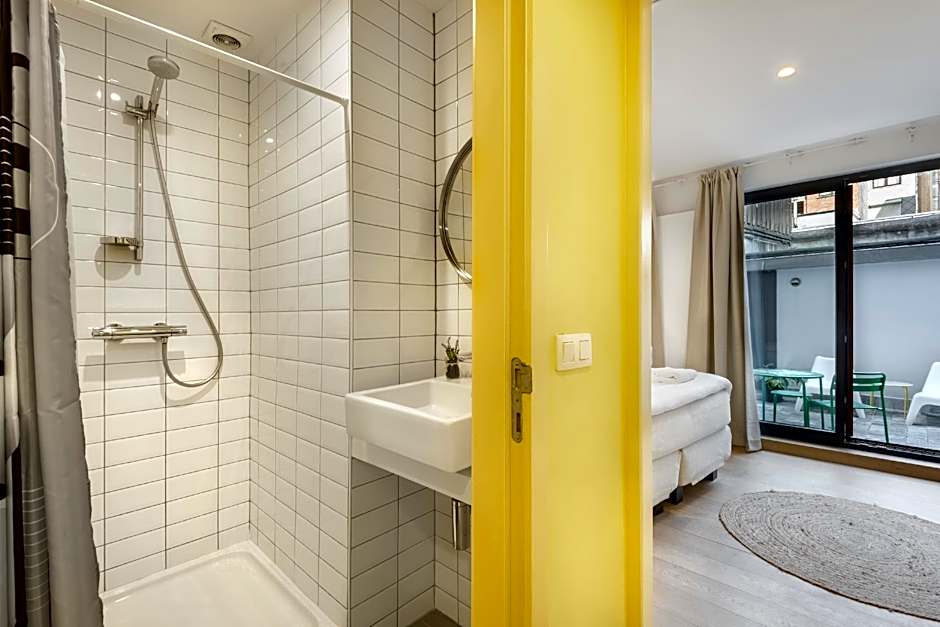 R73 Apartments by Domani Hotels