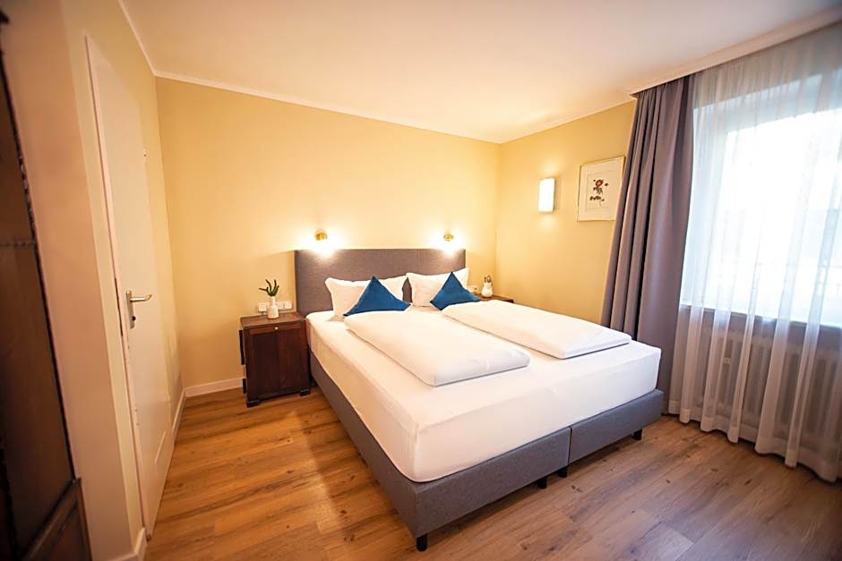 Hotel Altmünchen by Blattl