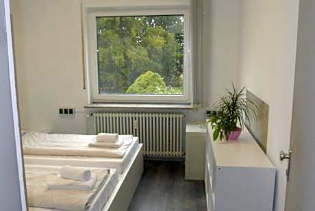 3-Bedroom, 3-Bathroom Split-Level Sky High Executive