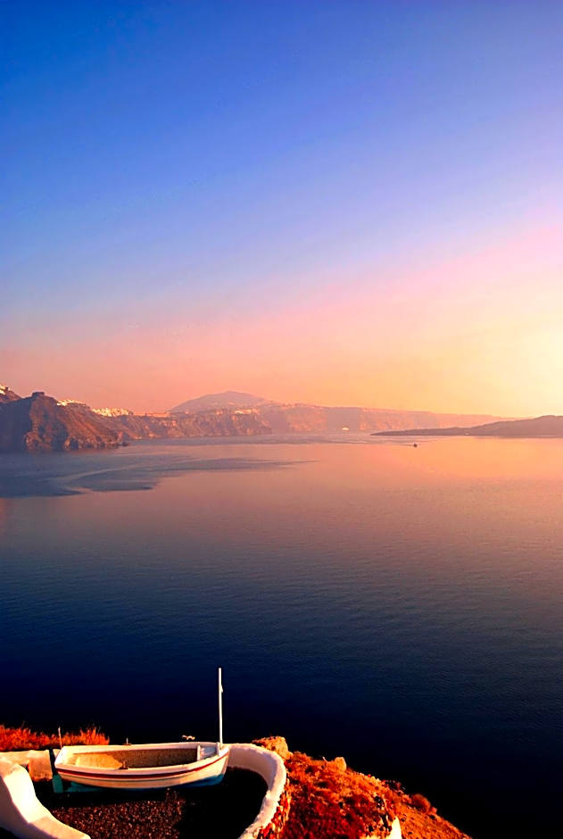 Aspaki by Art Maisons