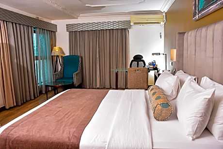 Superior Queen Room