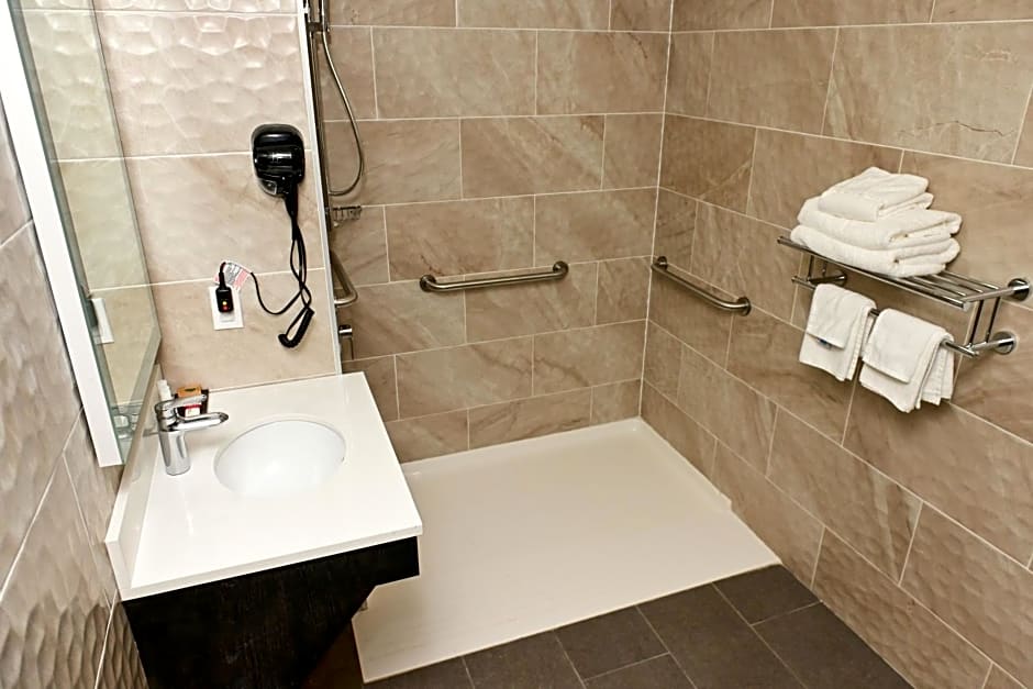 Days Inn by Wyndham Bronx Near Botanical Garden