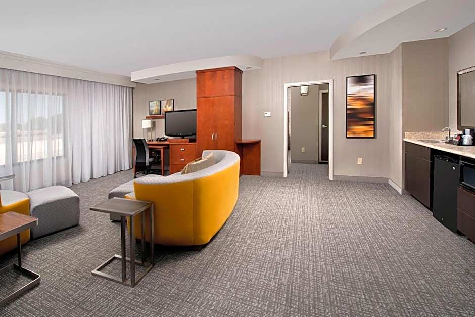 Courtyard by Marriott Tyler