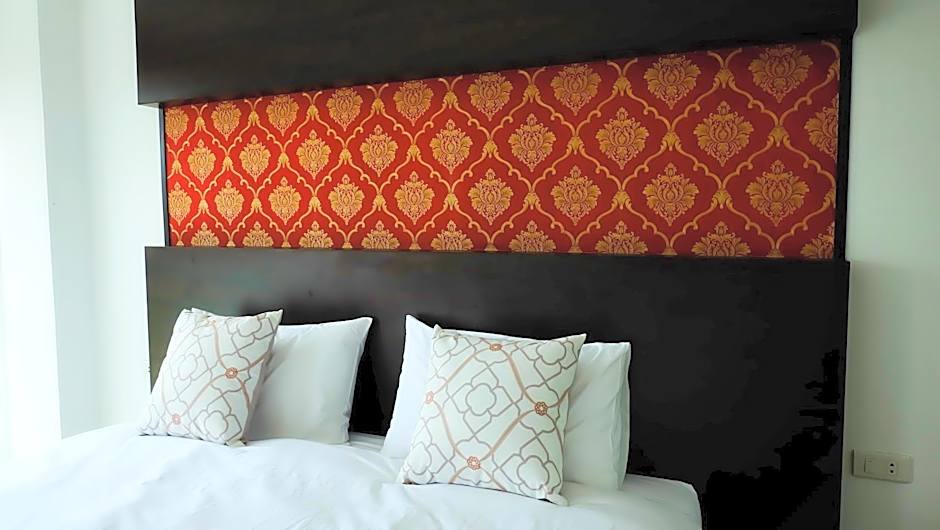 O2 Hotel สกลนคร (โรงแรม โอทู สกลนคร)