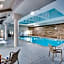 Orangewood Inn & Suites Kansas City Airport
