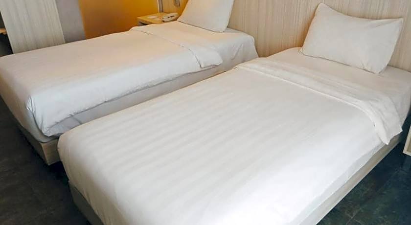 GRAND KOLOPAKING HOTEL