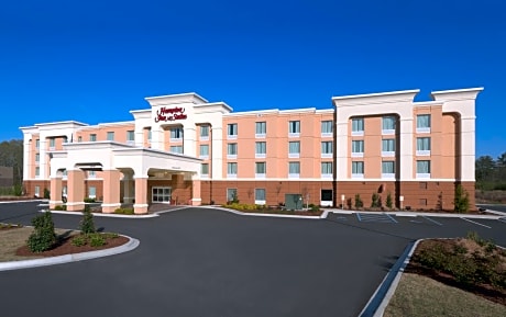 Hampton Inn & Suites Scottsboro