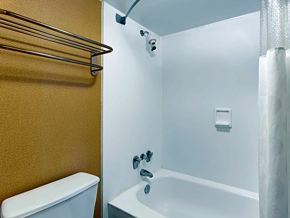 Ramada by Wyndham Baltimore West