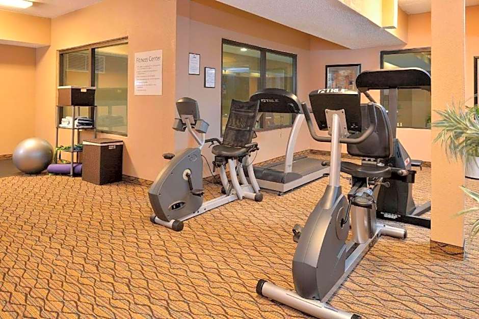 Quality Inn & Suites Jefferson City