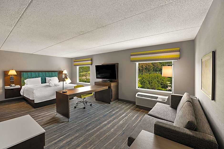 Hampton Inn By Hilton Poughkeepsie