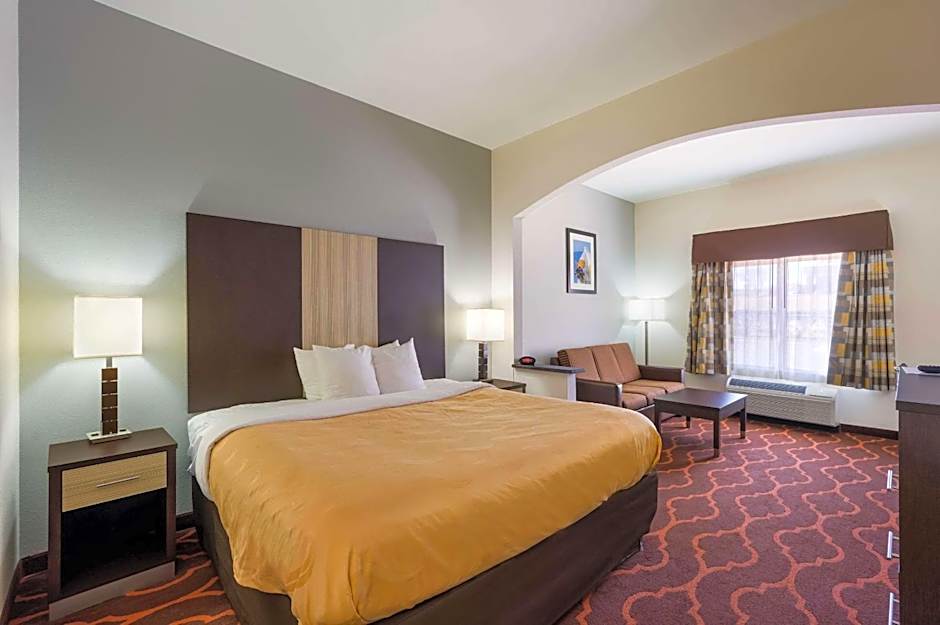 Quality Inn & Suites Huntsville Research Park Area