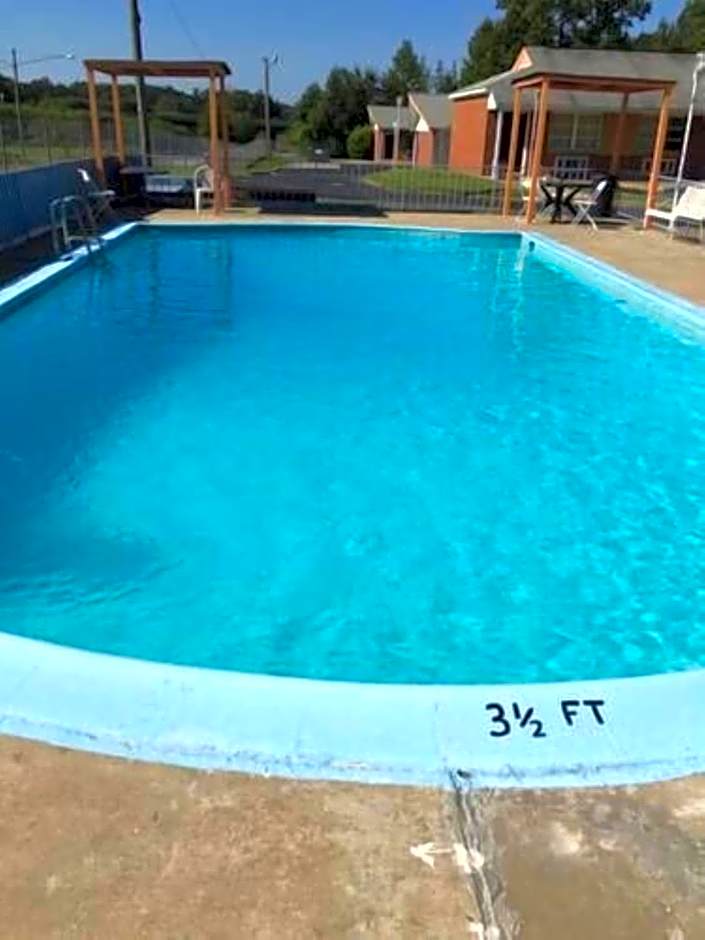 Travel Inn By OYO Danville US-29