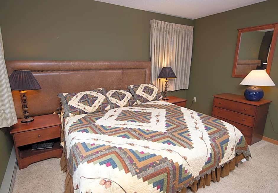 Okemo Mountain Lodging